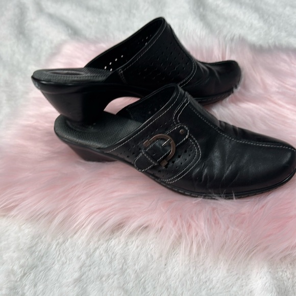 Soft Walk Leather Slip On Block Heel Comfort Mules Clogs 10 Black Buckle - Picture 1 of 7